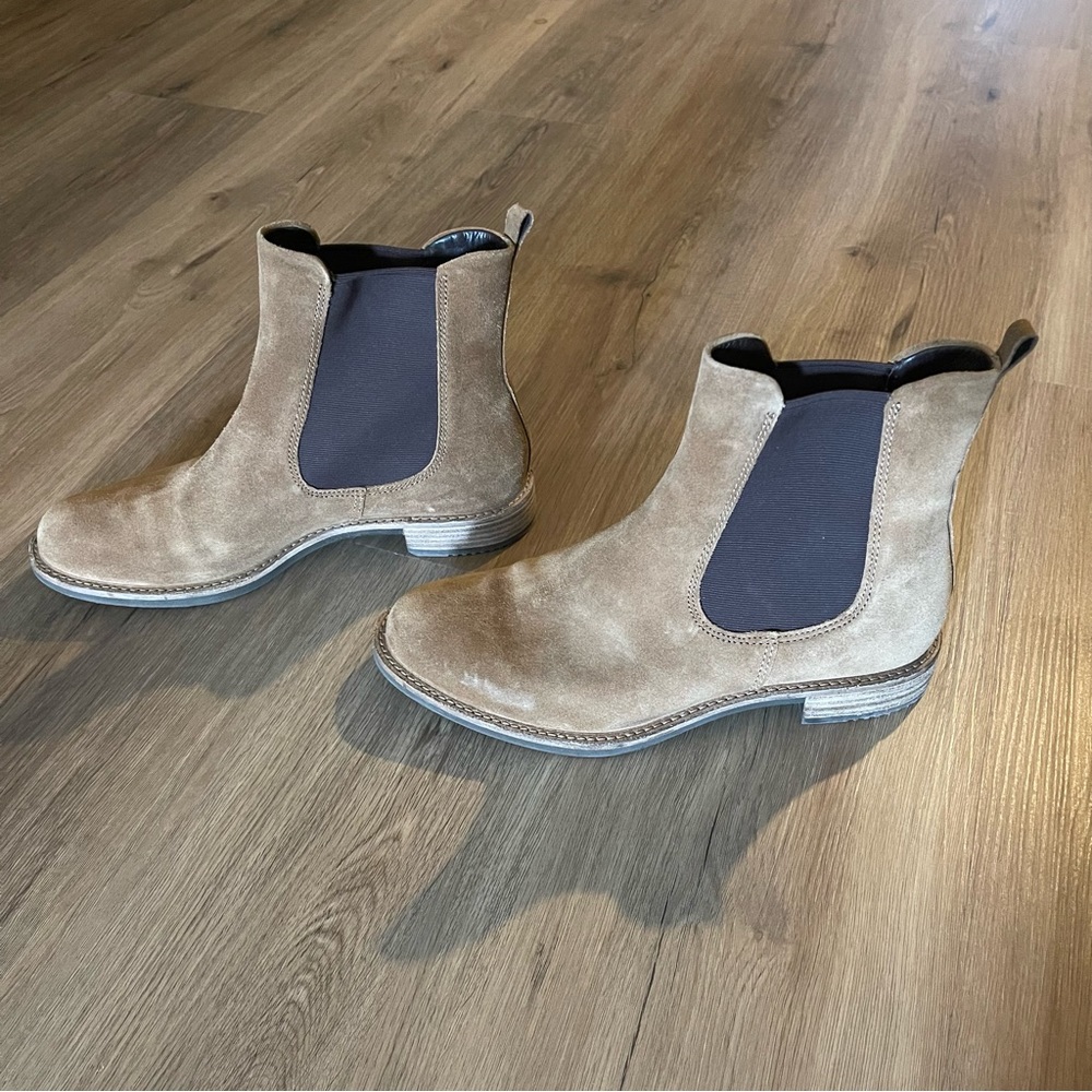 Ecco Tan Ankle Boots